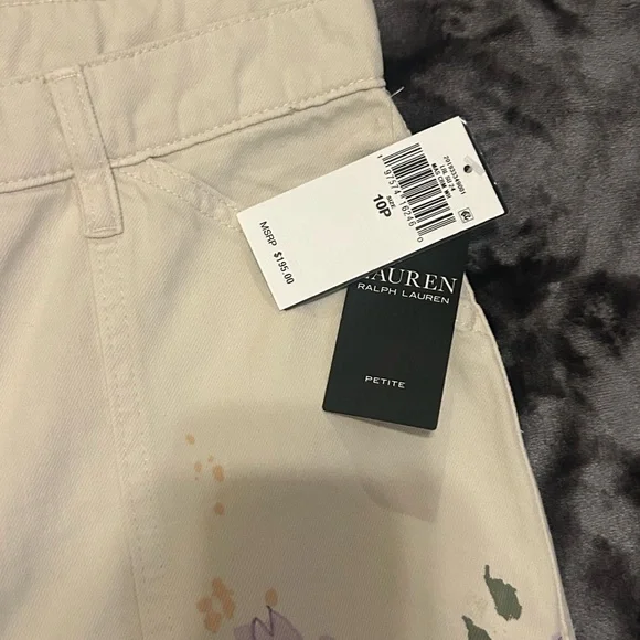 Lauren Ralph Lauren
Petite Floral High Rise Wide Leg Jeans size 10P - Picture 10 of 16